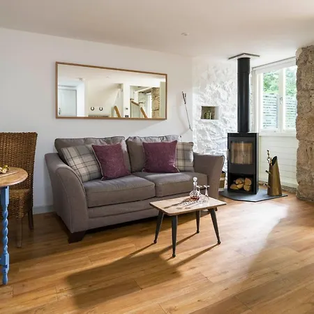 Ferienpark Red River Stables - Peaceful, Beautiful Grounds, Swimming Pool, Location For West Cornwall Camborne