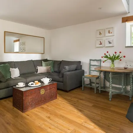 Red River Stables - Peaceful, Beautiful Grounds, Swimming Pool, Location For West Cornwall Ferienpark Camborne