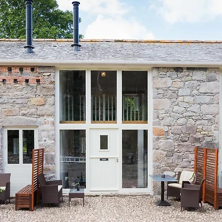 Red River Stables - Peaceful, Beautiful Grounds, Swimming Pool, Location For West Cornwall Ferienpark Camborne